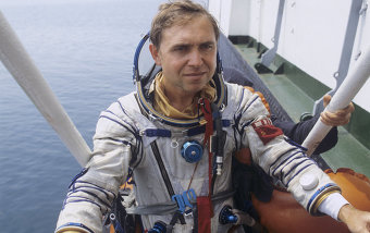 Александр Волков накануне советско-французского полета. 1 января 1988 года